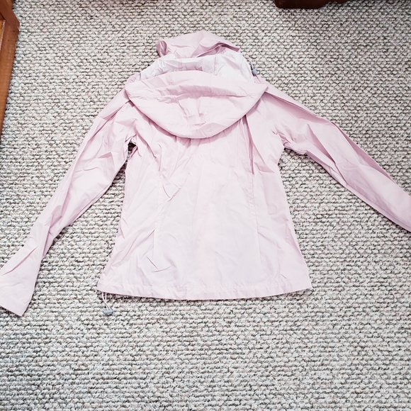 Columbia Waterproof Packable Rain Jacket - Picture 4 of 6